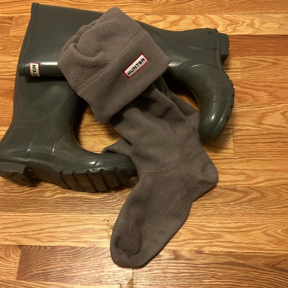 Hunter tall boots ( grey ) with inserts socks